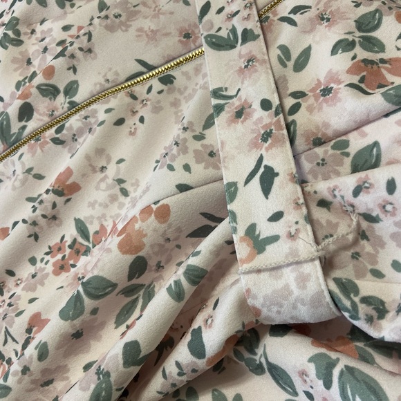 CALVIN KLEIN NWT DRESS WITH CAP SLEEVES. - Picture 6 of 9